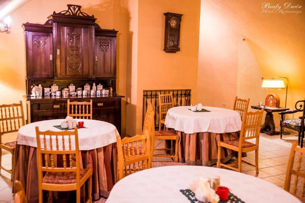 Bialy Dwor Bed & Breakfast Kwidzyn Bagian luar foto