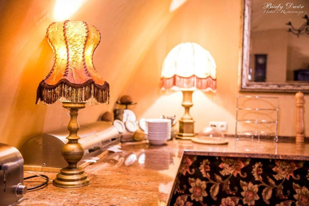 Bialy Dwor Bed & Breakfast Kwidzyn Bagian luar foto